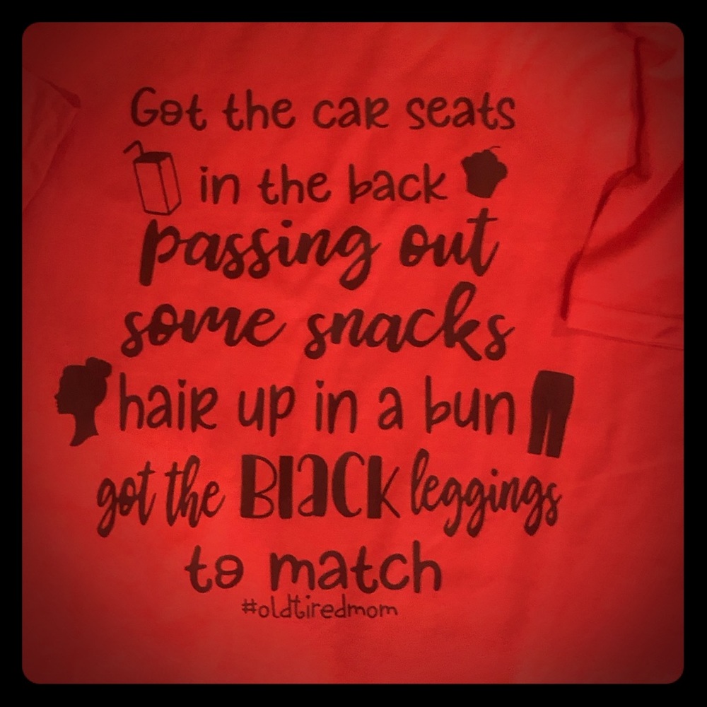#oldtiredmom T-shirt